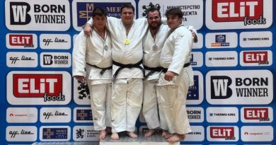 Кодокан с четири държавни титли и пълен комплект медали в тежката категория при мъжете Кодокан с четири държавни титли и пълен комплект медали в тежката категория при мъжете